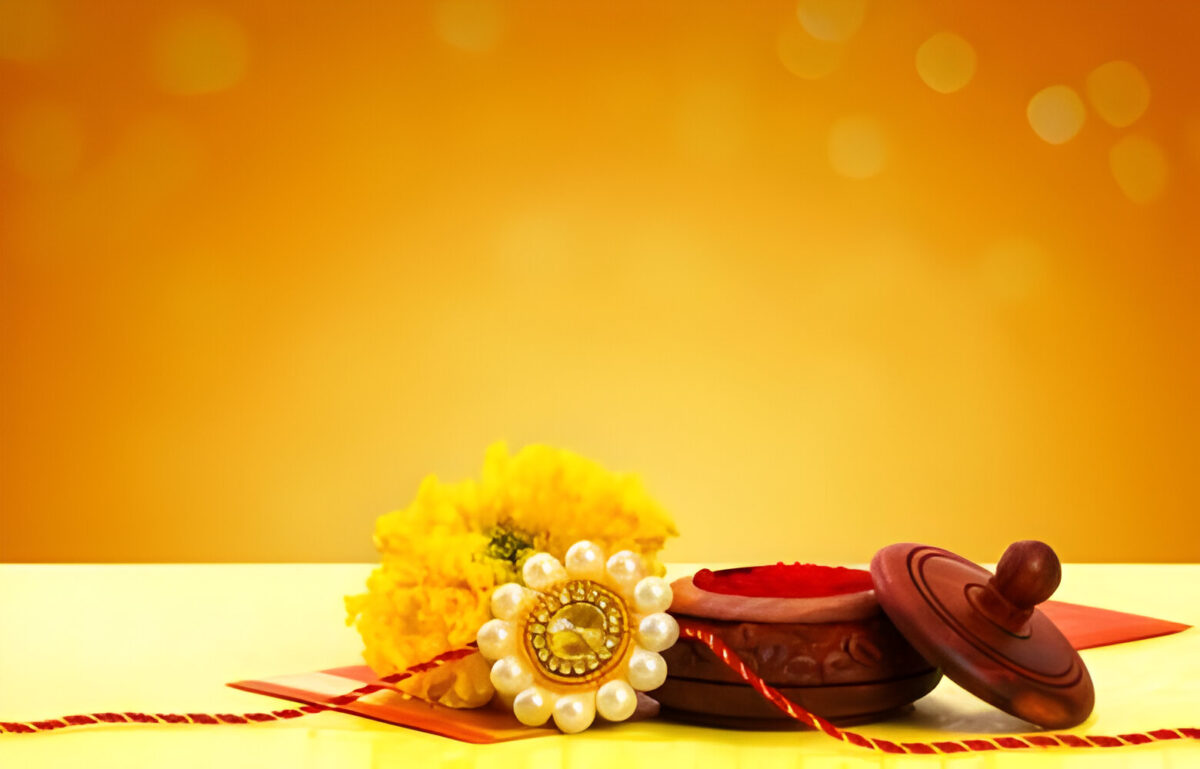 Bring a Smile to your Brother’s Face: Send Rakhi Gifts to Pune