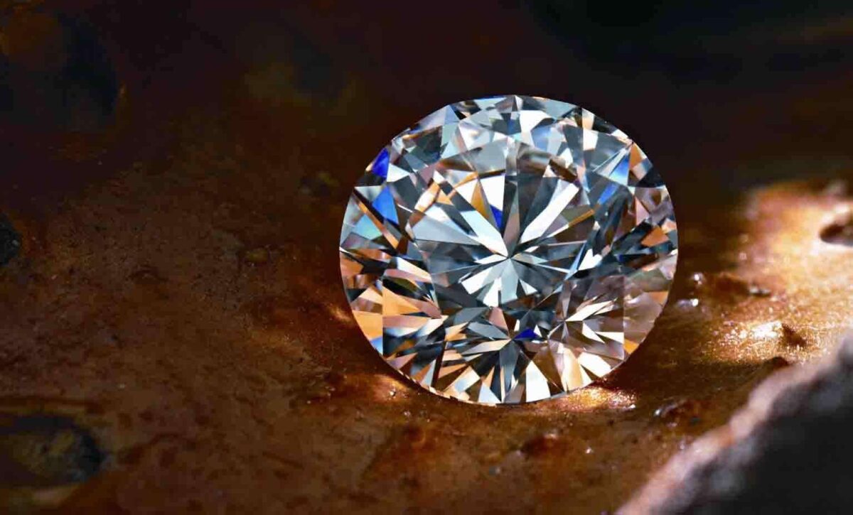 Lab Grown Diamonds-A Sustainable Sparkle Revolution