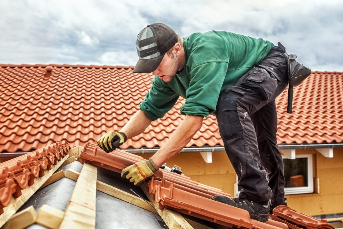 How to Identify and Repair Common Roofing Issues