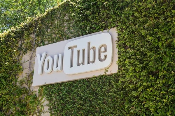 Why It’s a Good Investment to Purchase YouTube Views and Likes Packages