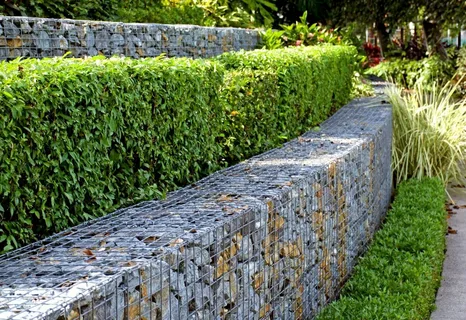 The Aesthetic Advantages of Rock Retaining Walls Brisbane