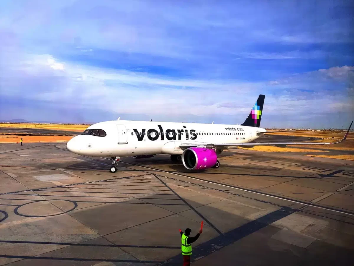 How to Talk on the Phone with Volaris Airlines?