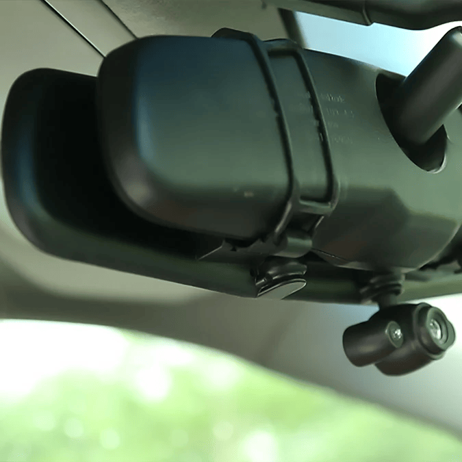 Mirror Dash Cam: What You Should Know Before Buying