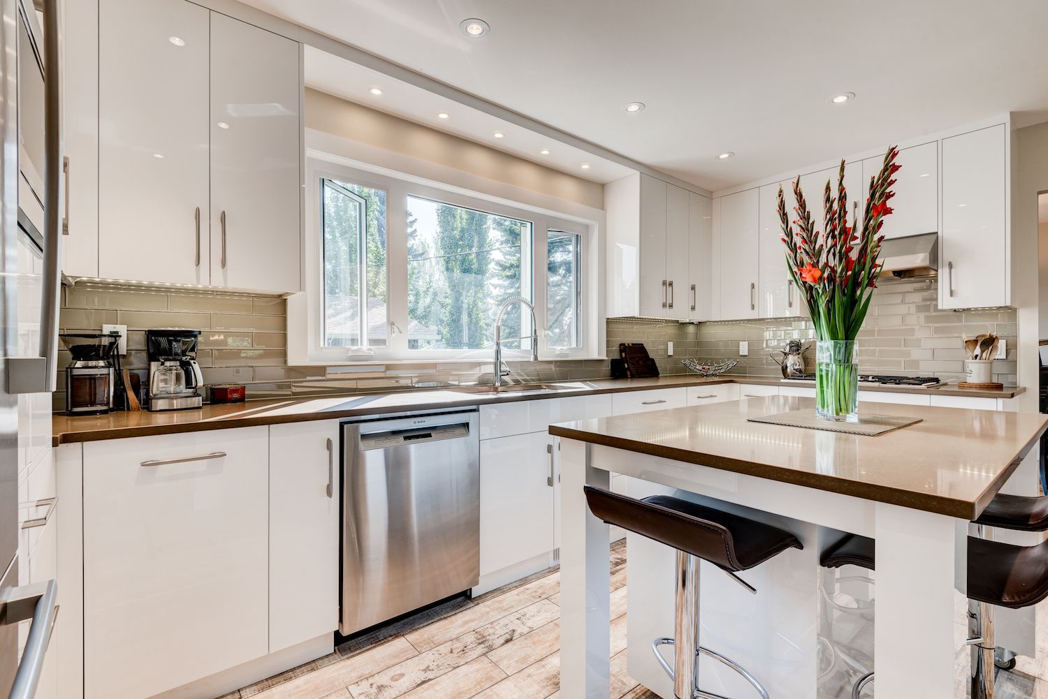 Maximize Value with Stunning Kitchen Renovations Calgary