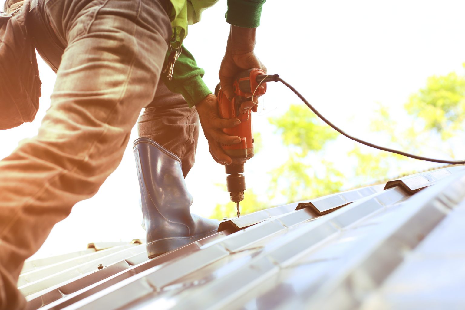 10 Essential Things to Consider Before Replacing Your Roof