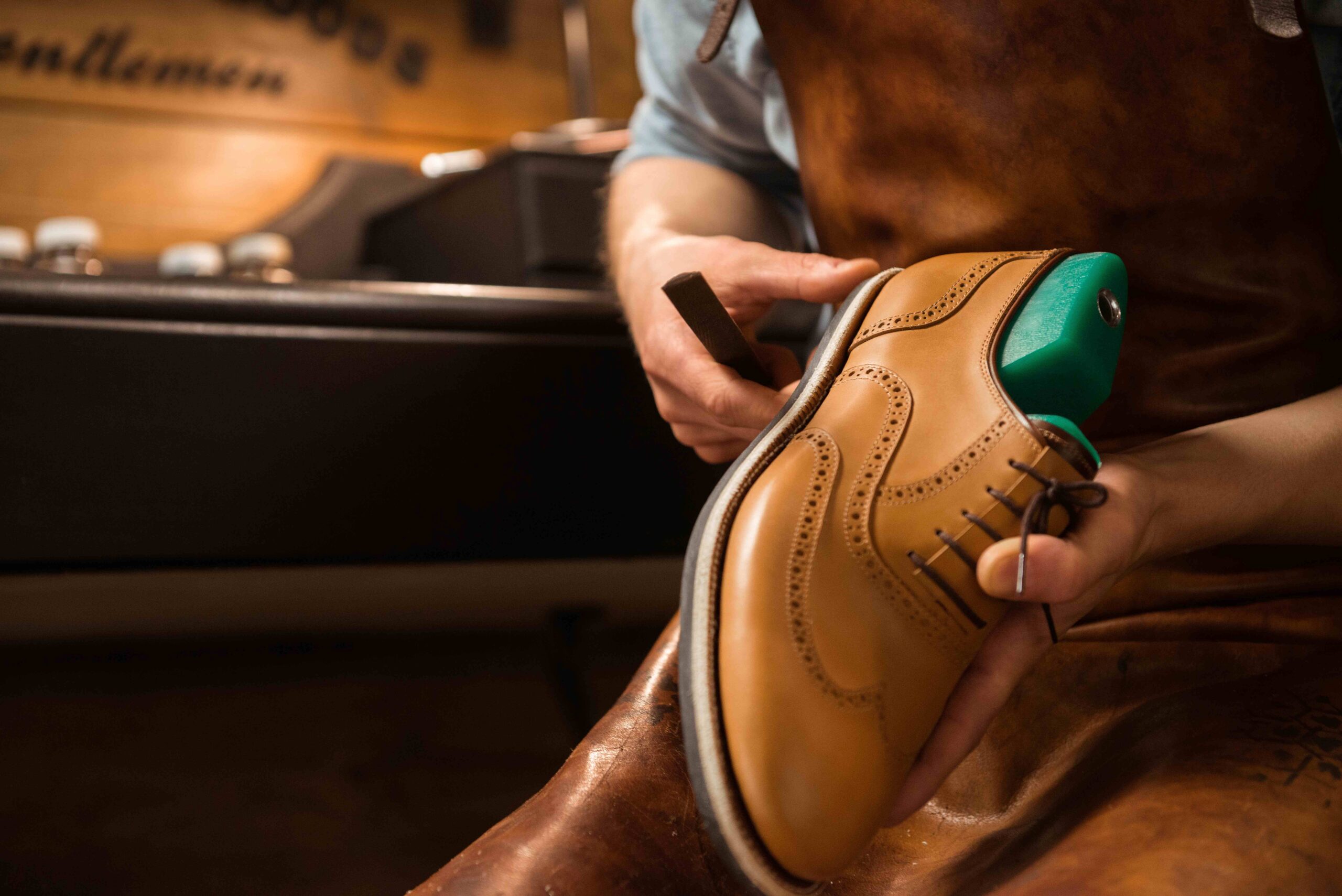 Mistakes to Avoid When Partnering with a Custom Footwear Manufacturer