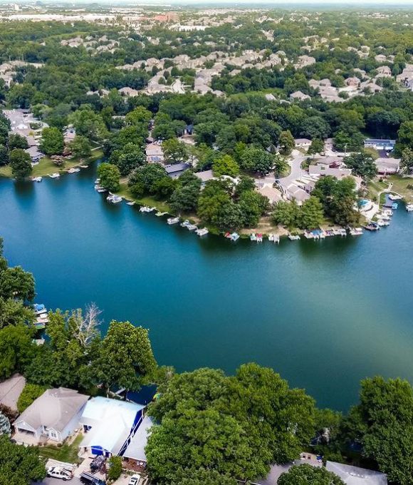 Lake Waukomis Homes for Sale: Why They’re Hot Property in 2025 | MoJo KC