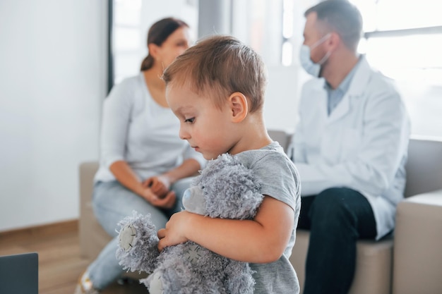 Home Health Plans for the Elderly: Doctor Home Visit Dubai