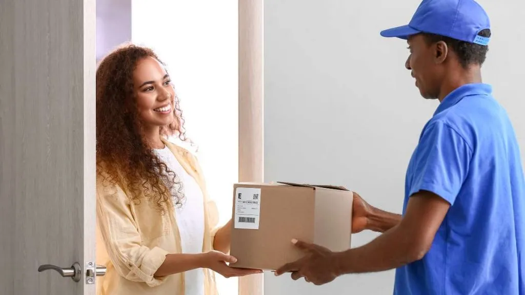 cheapest shipping to Australia