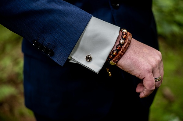 Men’s Bracelets, Chains & More: Father’s Day Jewelry Trends