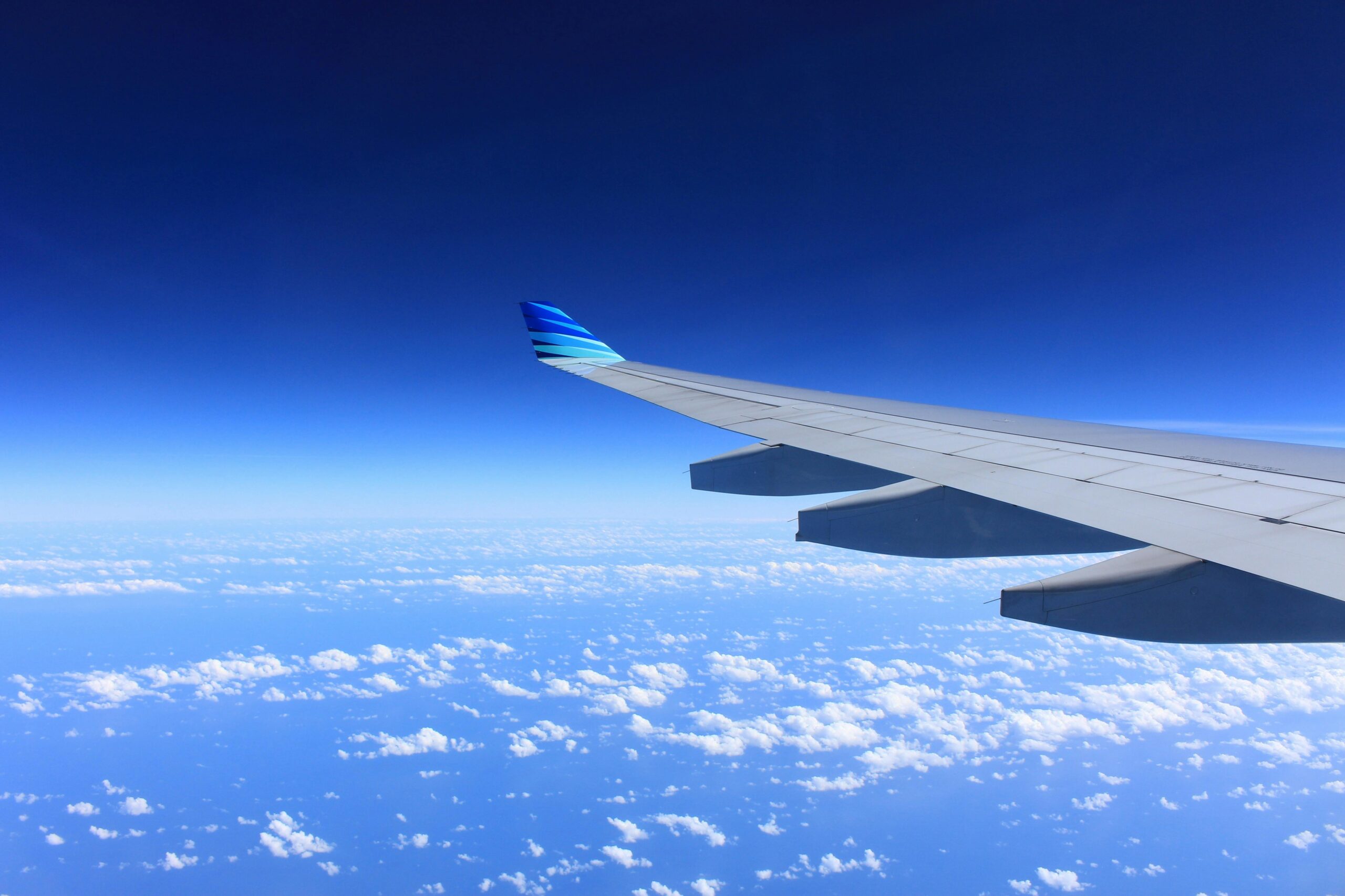 The Frugal Flyer’s Guide: Nailing the Cheapest Tickets to Sri Lanka’s Shores