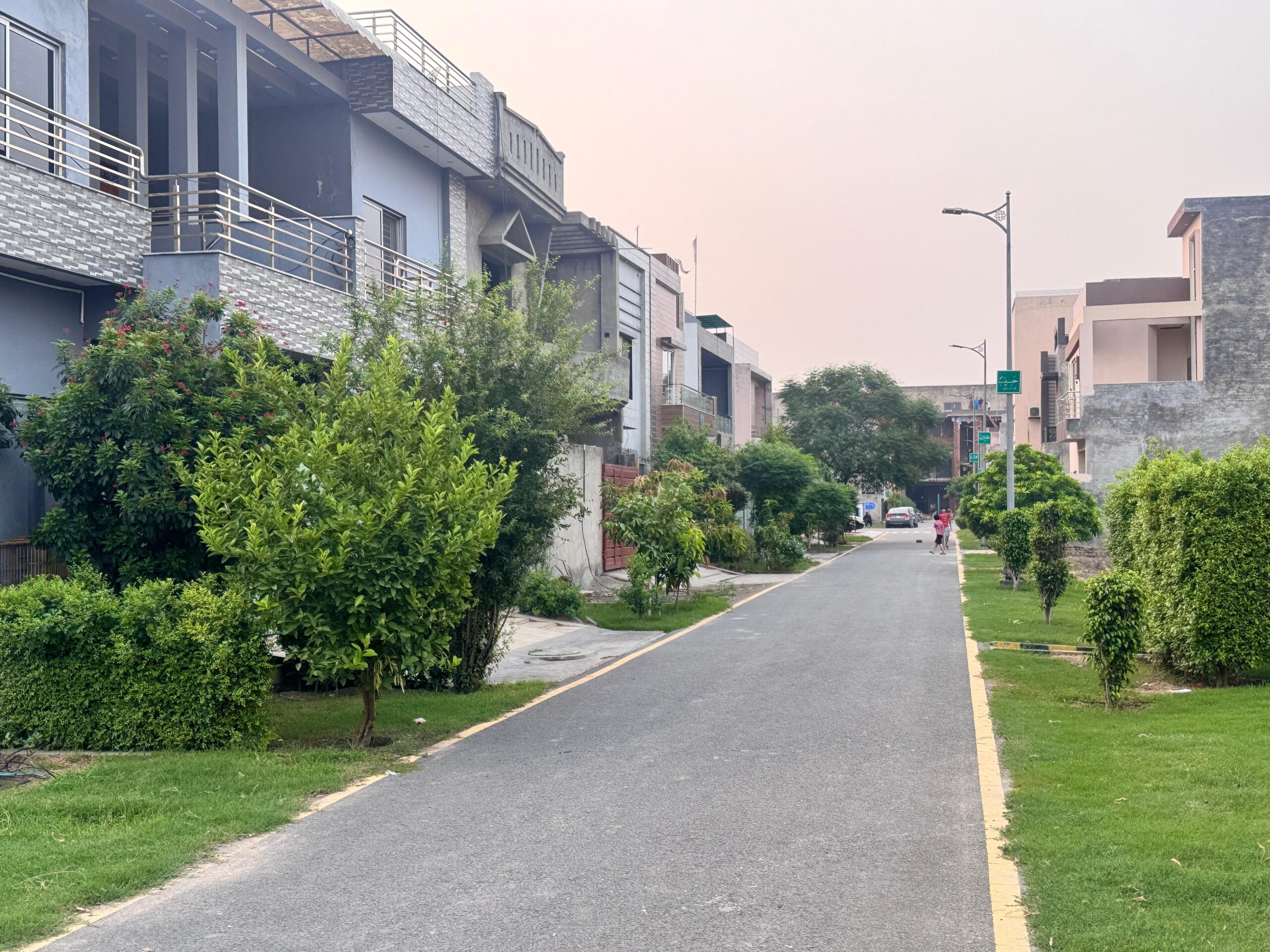 2 Marla commercial plot for sale in Lahore
