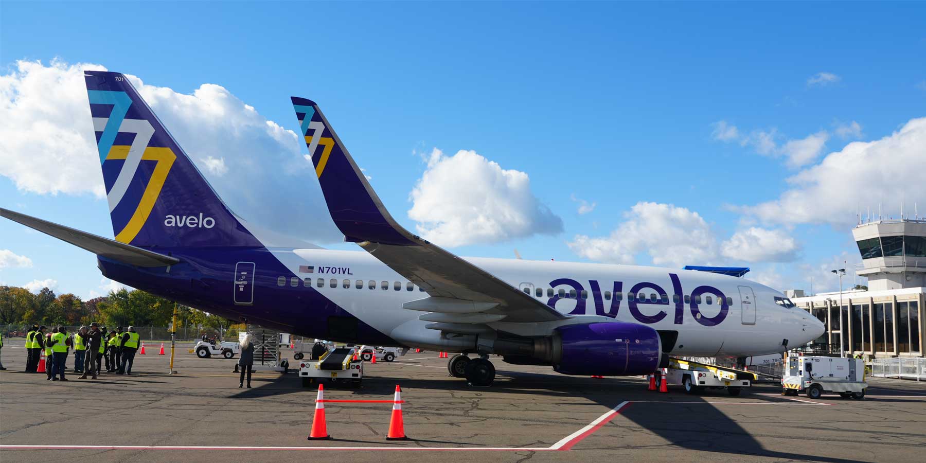 Avelo Airlines Reservations: Phone, Online, and Mobile Booking Options