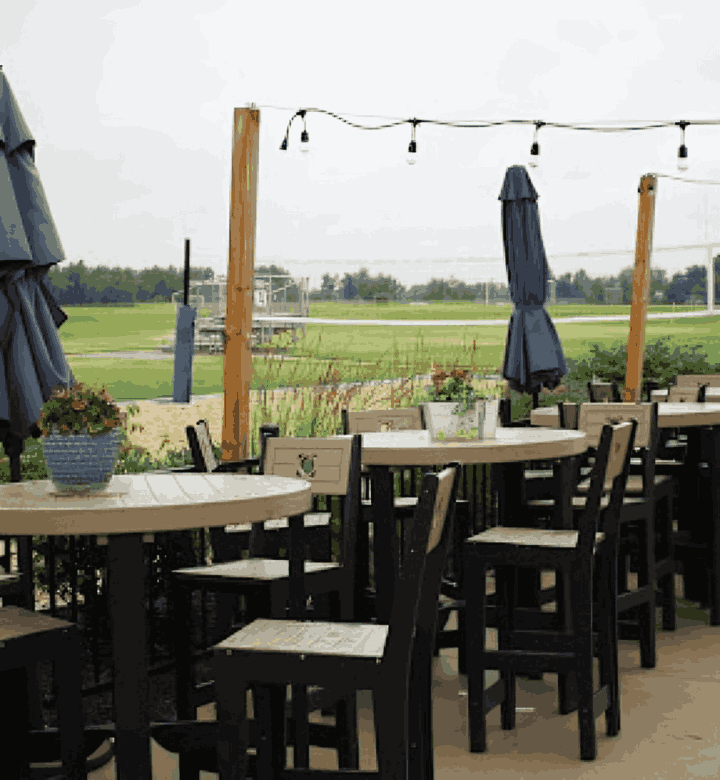 Best Restaurant in Lansing Michigan – Highly Recommend Cleats Bar and Grille