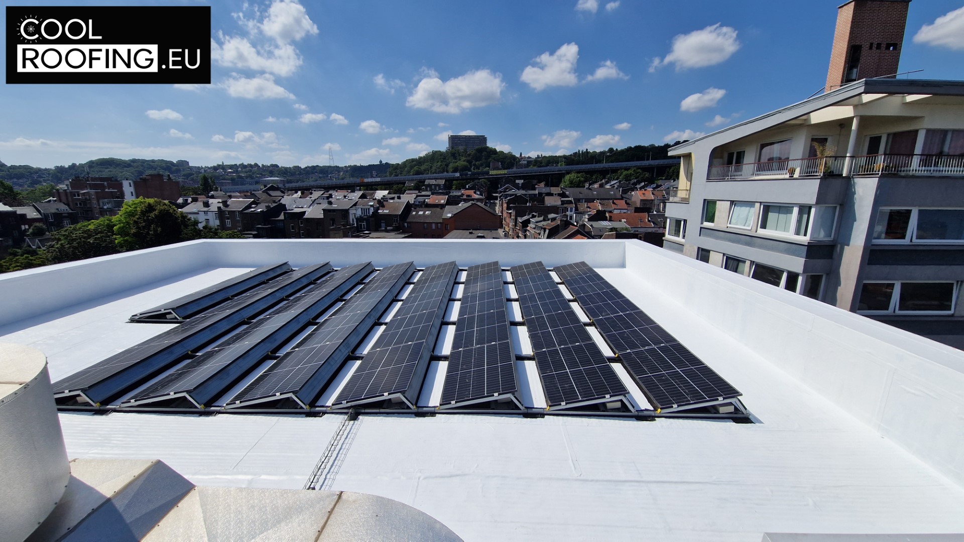 Peinture Blanche Toiture : Une Solution Innovante et Écologique en France