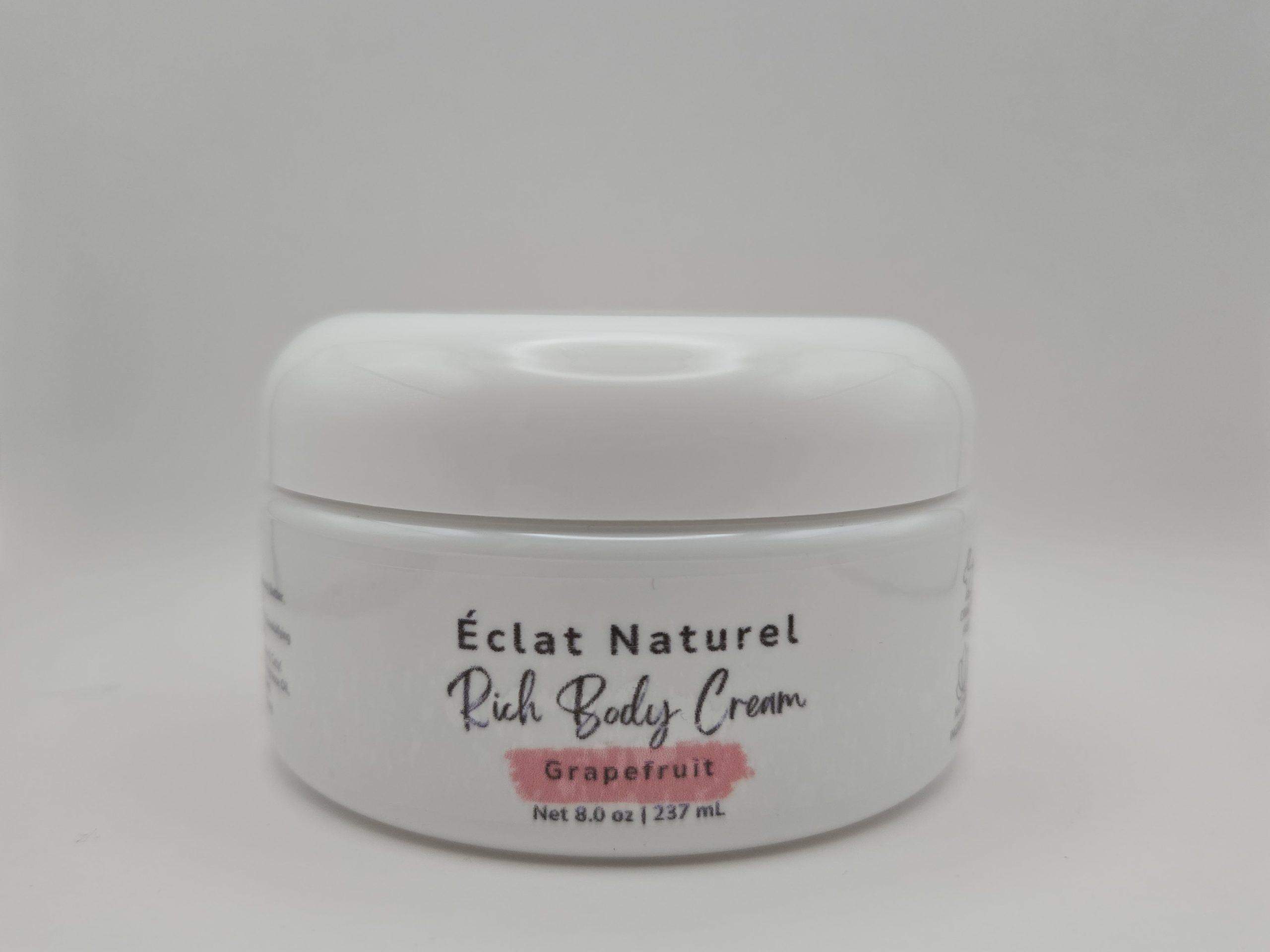 Why Choose Larger Containers for Intense Skin Moisturizing?