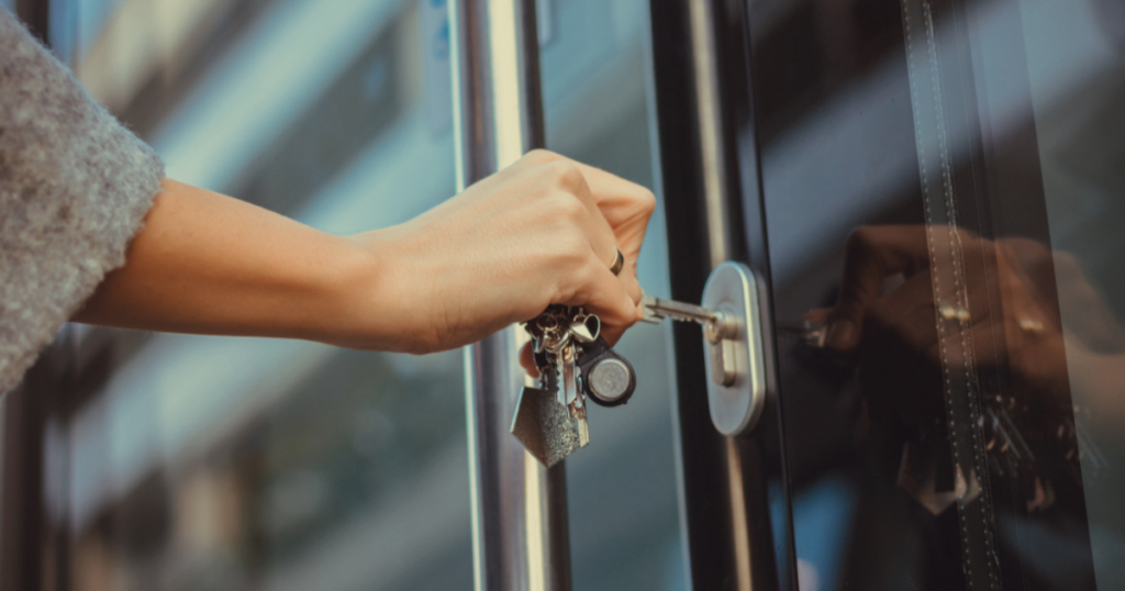 Where Can I Get Reliable Garage Door Dents Repair in Buffalo Grove