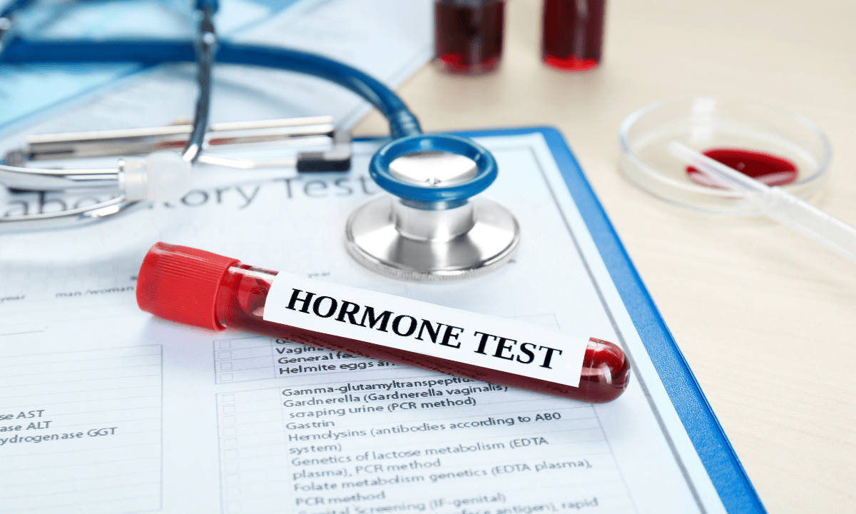 Blood Test at Home for Estrogen Dominance: Signs & Testing