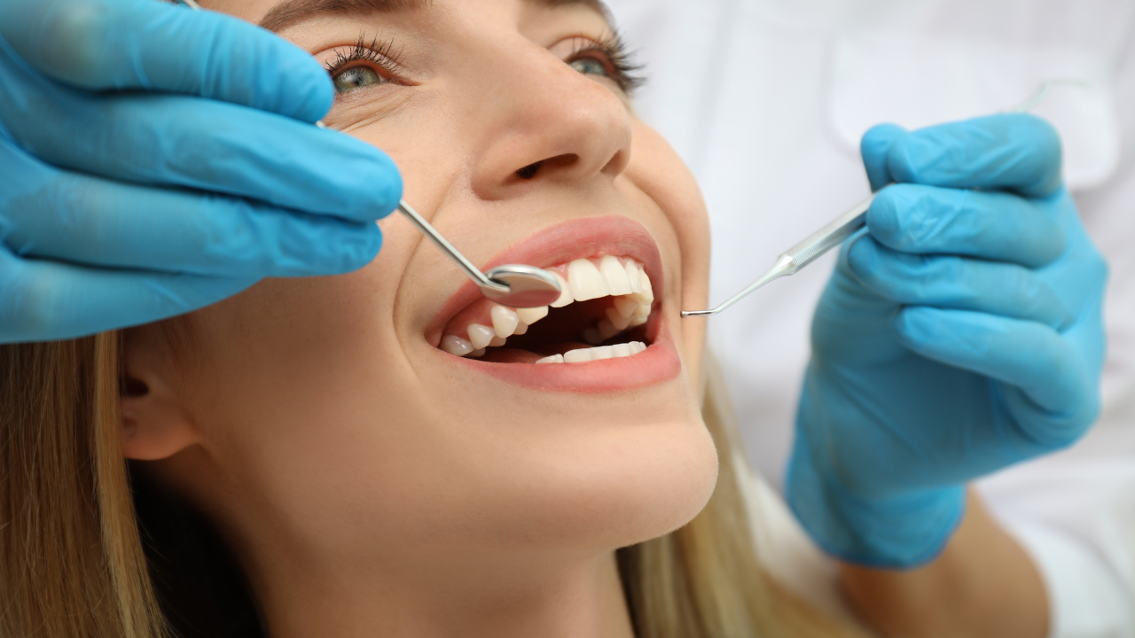 DEntal clinic delhi smile