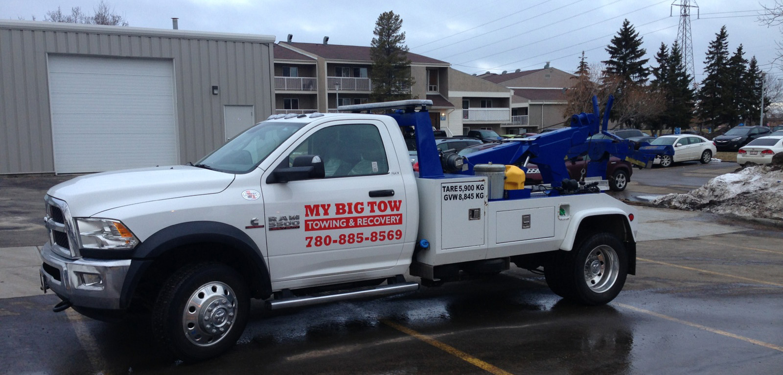 tow truck in Edmonton