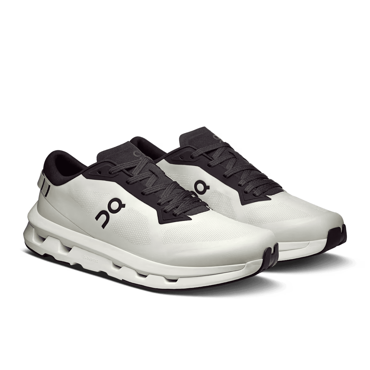 On Cloud Zone Superfoam Tenis en Hielo Negro